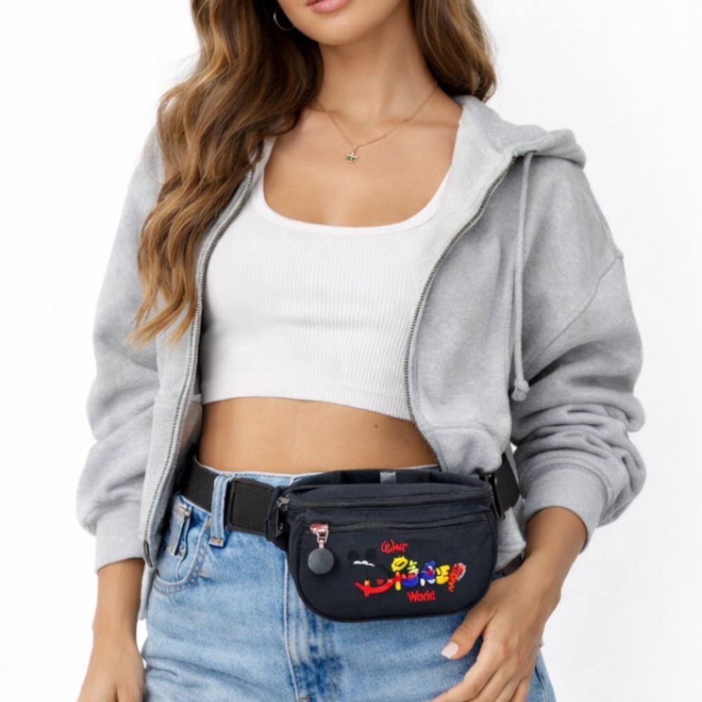 DISNEY WORLD Vintage 90s Fanny Pack A.A Milne & E.H. Shepard Artwork